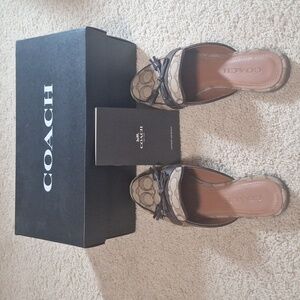 Coach signature slide in shoe. Size 6